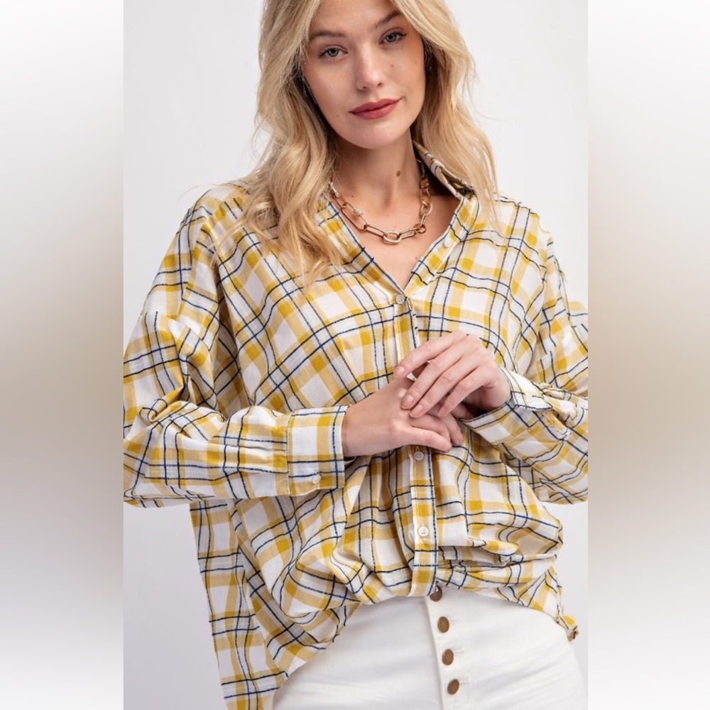 EASEL PLAID BUTTON DOWN SHIRT
-LOOSE FIT AND BOXY SILHOUETTE Med
